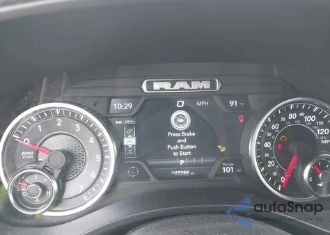 2025 Ram 1500 Big Horn 4X2 5'7 Box из США, поврежденный, VIN 1C6RREFG9SN530933